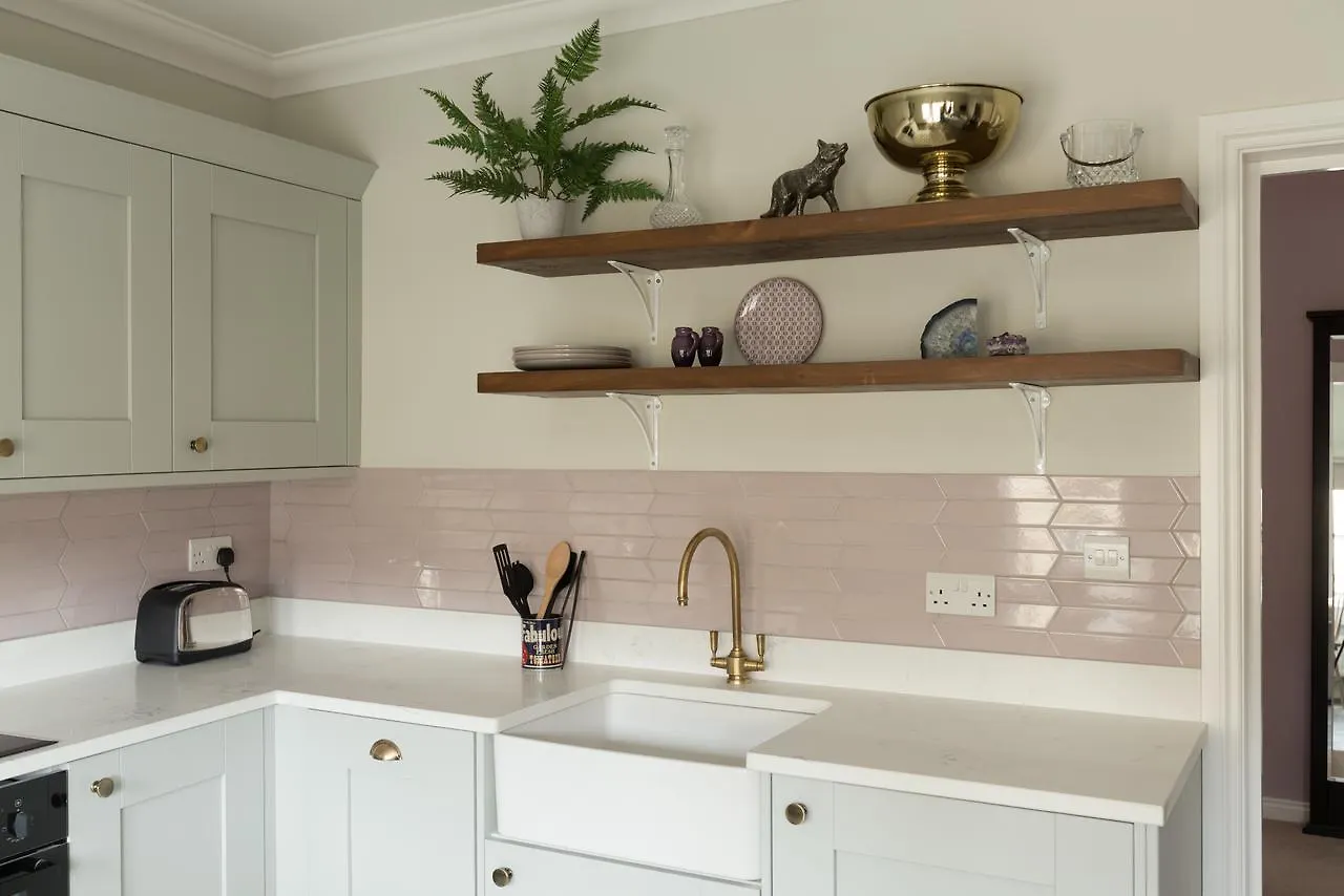 Vesta Central Bath Apartment Великобритания
